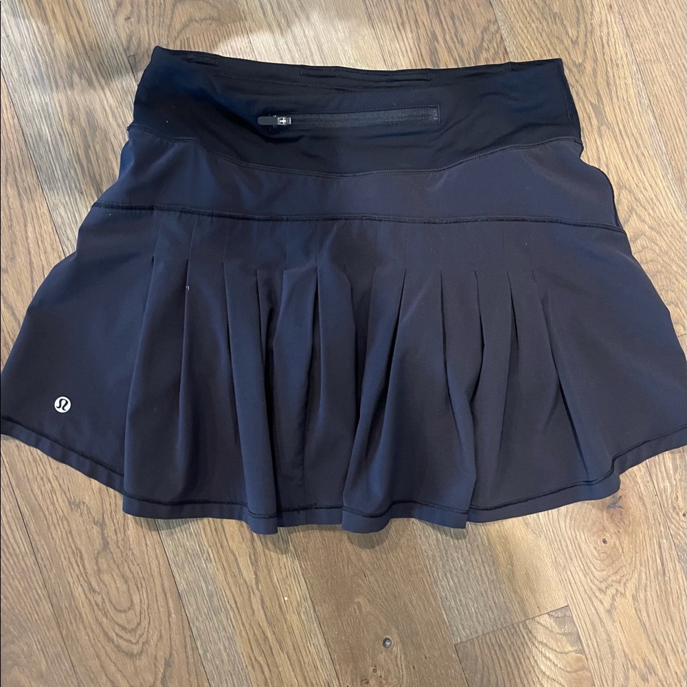 Lululemon skirt/skort size 4 Tall